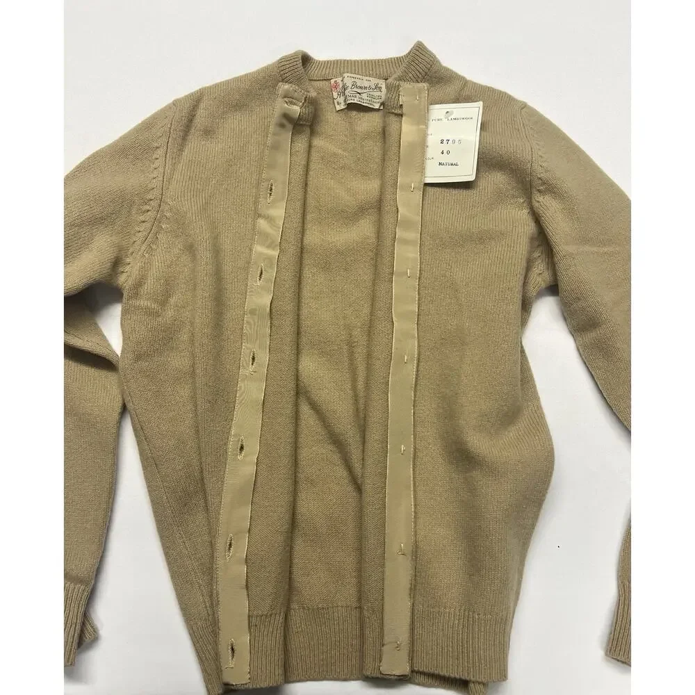 Archie Brown & Son 100% Lambswool Women’s Cardigan Camel Gold Sweater Size 40 - Picture 13 of 16